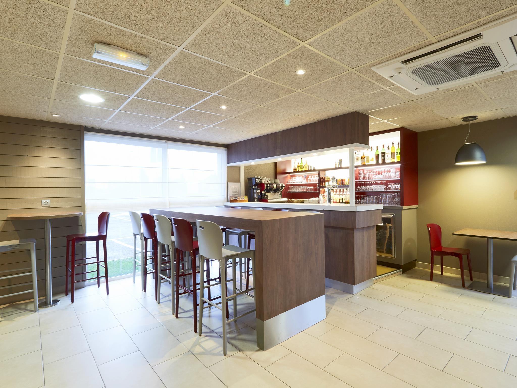 Campanile Troyes Sud - Bucheres Ngoại thất bức ảnh